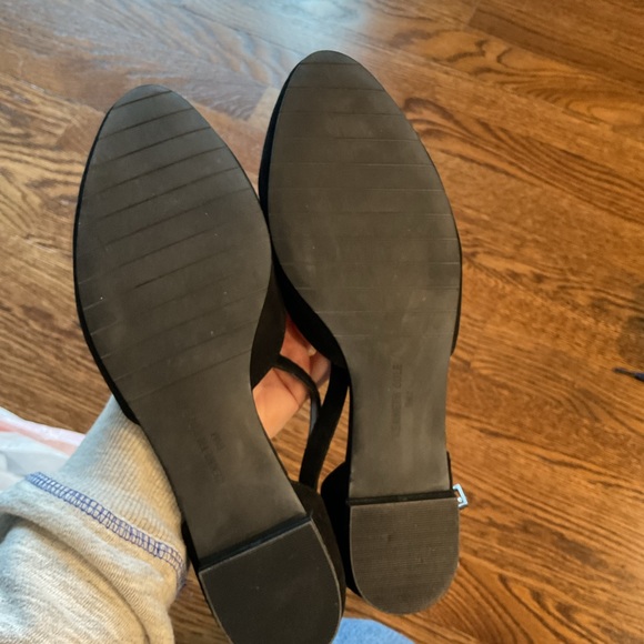 Kenneth Cole New York flats in great condition - Picture 3 of 5
